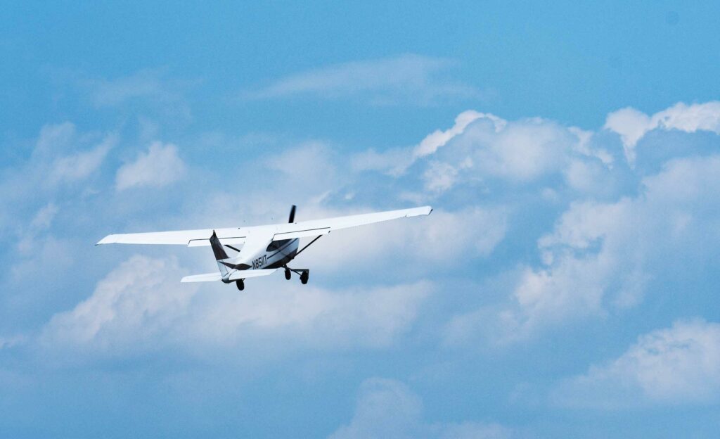 Airplane flying for skydivers 